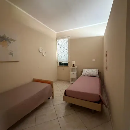 A Casa Di Nonna Emilia Bed & Breakfast 3*